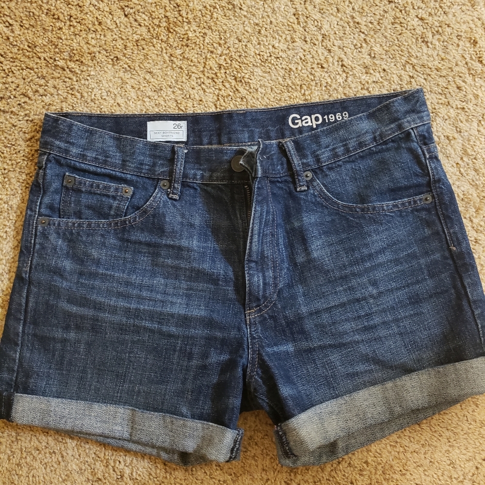 🎀4 for $15🎀 GAP shorts